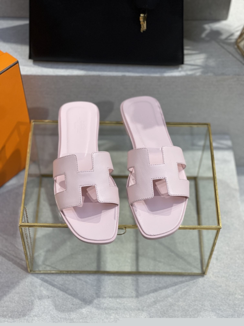 H**mes slippers